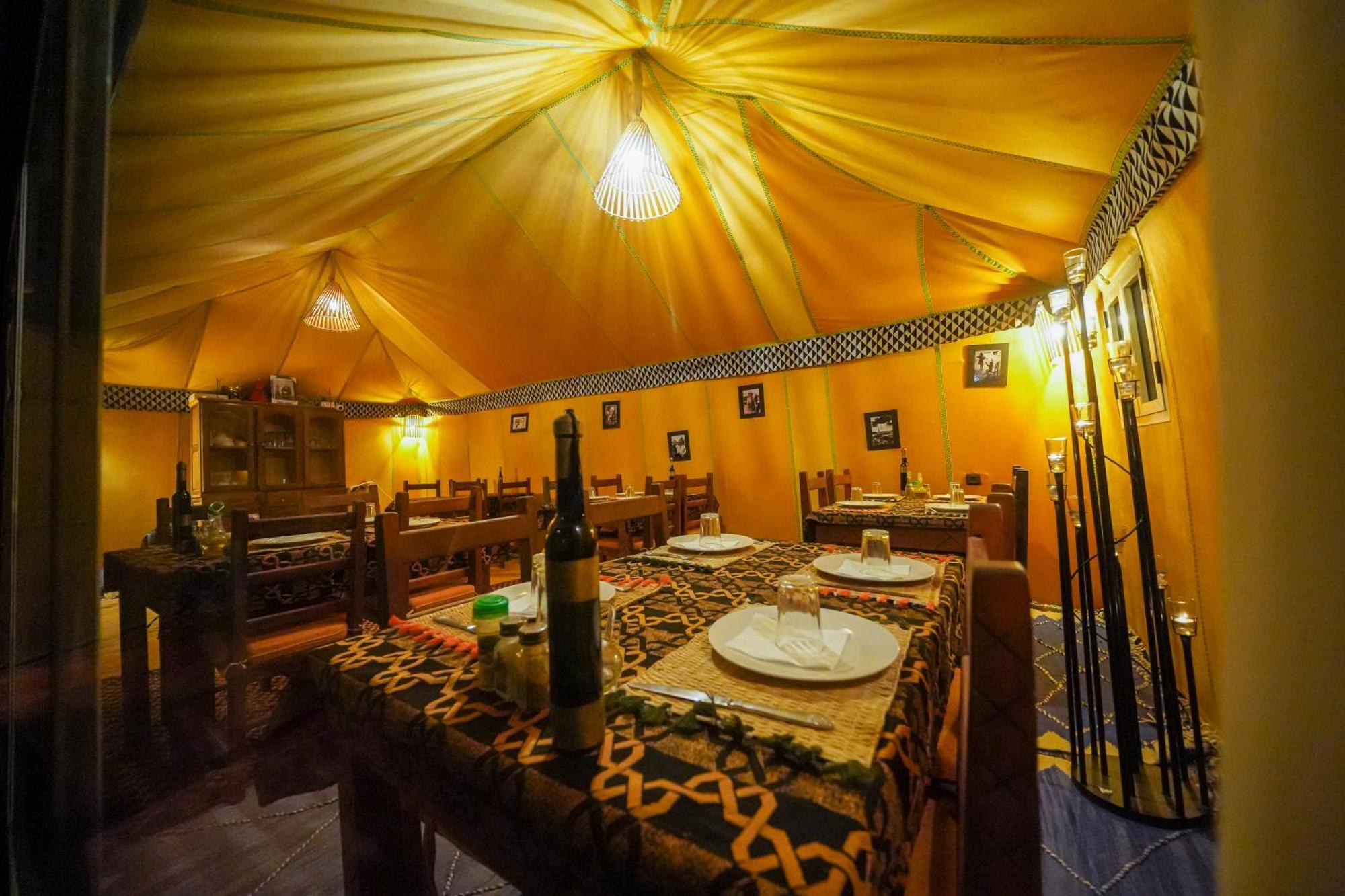 Horaz Merzouga Camp Мерцуга Екстериор снимка