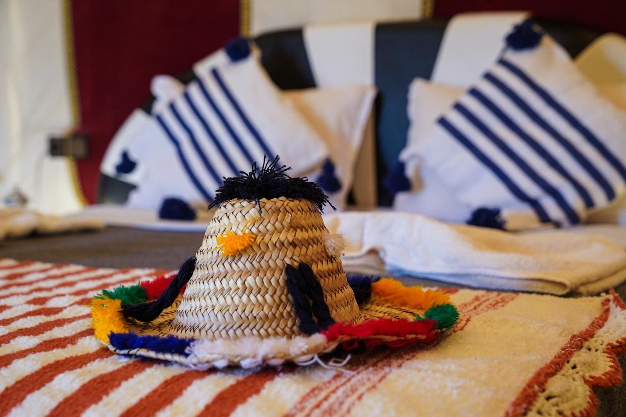 Horaz Merzouga Camp Мерцуга Екстериор снимка
