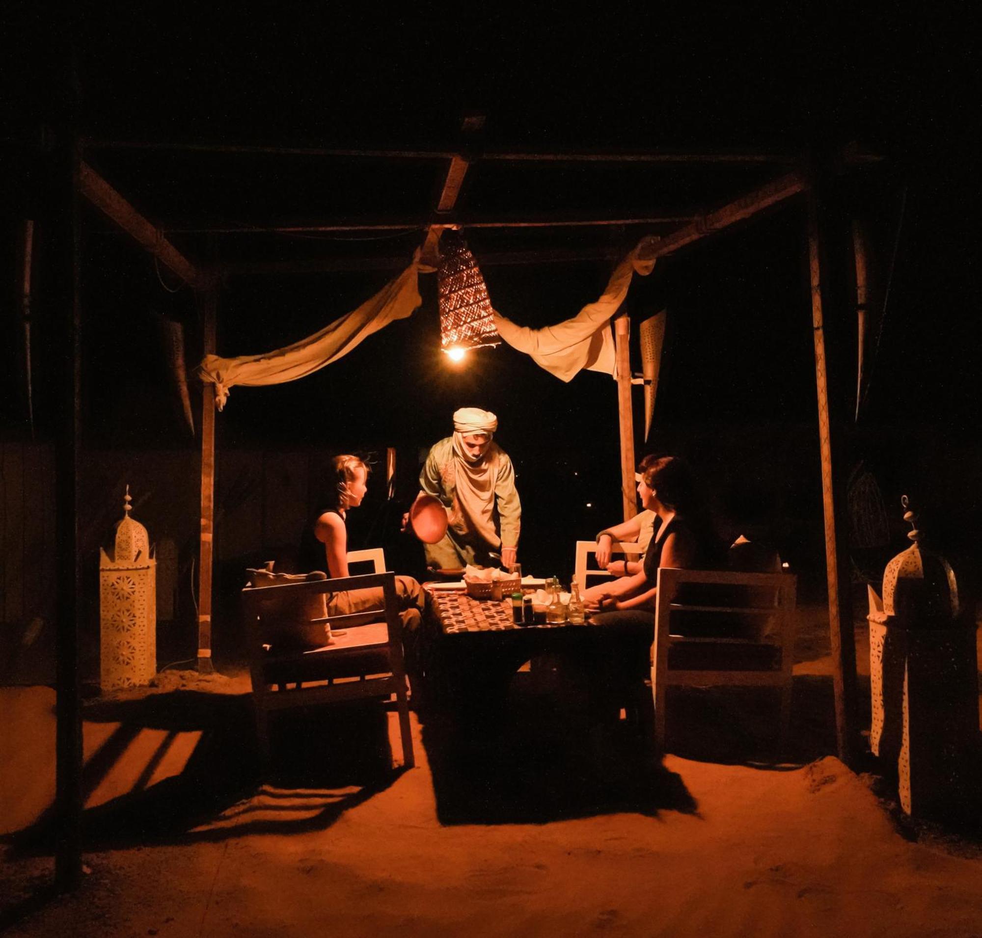 Horaz Merzouga Camp Мерцуга Екстериор снимка